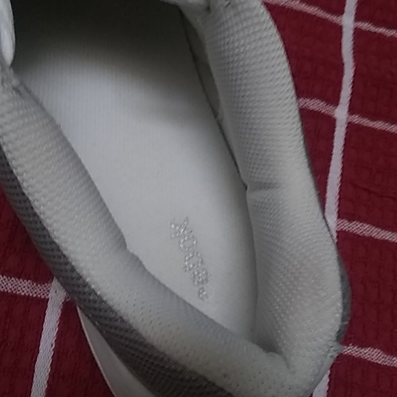 Women's Reebok - Picture 7 of 8